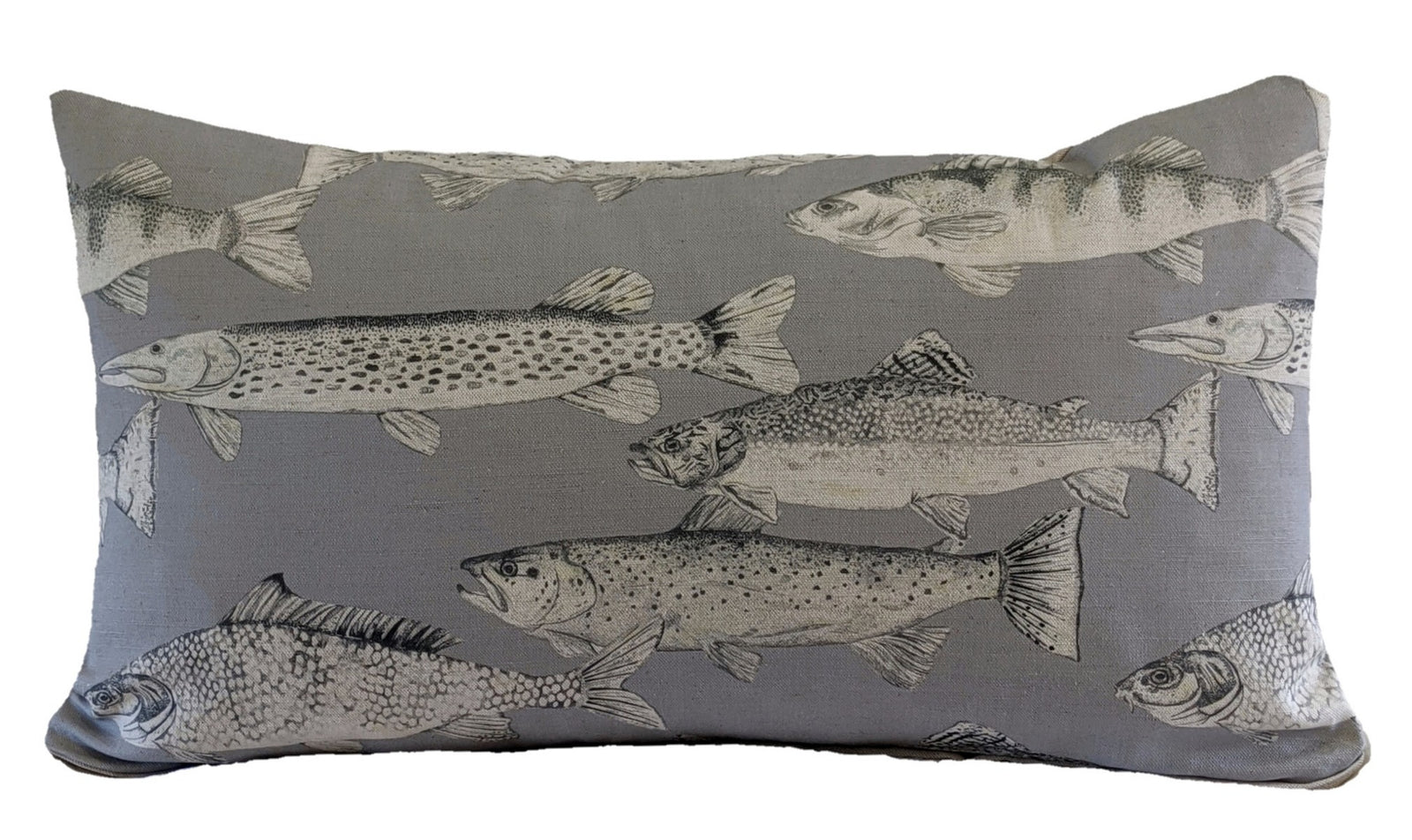 Voyage fishes Cushion